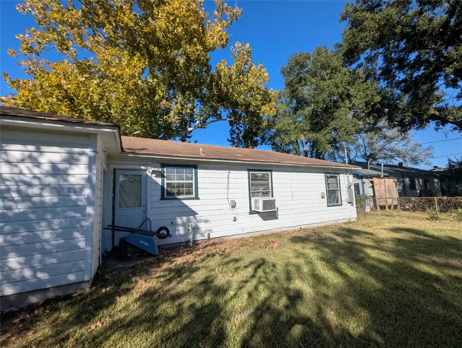 7546 Bywood Street, Houston, TX 77028 - Image #2