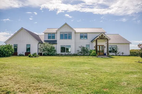 860 New Years Creek Lane, Brenham, TX 77833