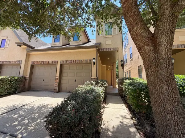 2942 Royal Oaks Crest, Houston, TX 77082