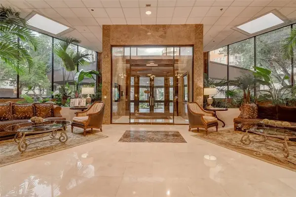 3525 Sage Road #513, Houston, TX 77056