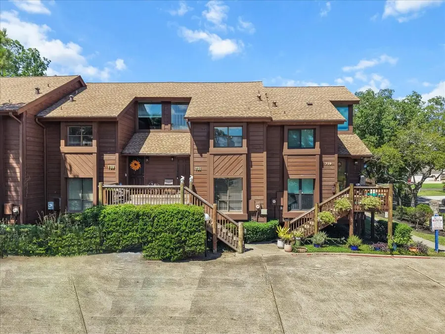 721 Davis Road, League City, TX 77573 - #2