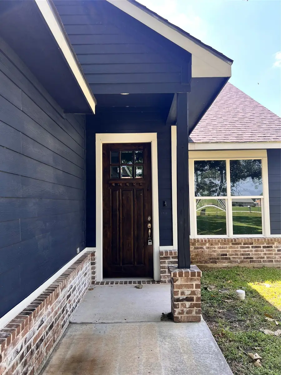 715 Seydler Street, East Bernard, TX 77435 - #2