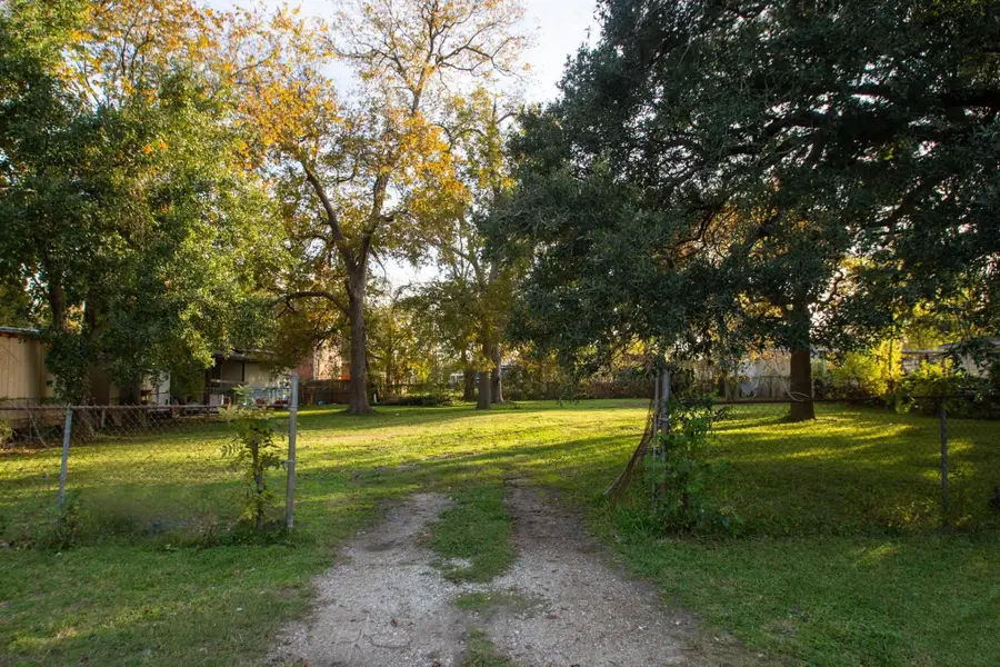 3146 Crandon Street, Houston, TX 77026 - #3