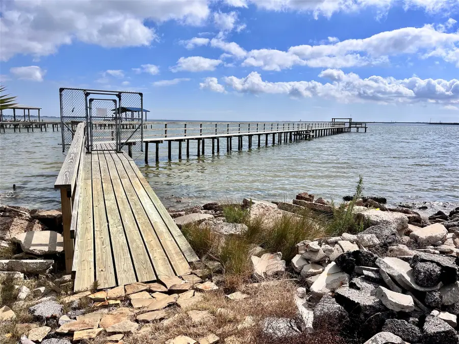 2414 Avenue P, Dickinson, TX 77539 - #2