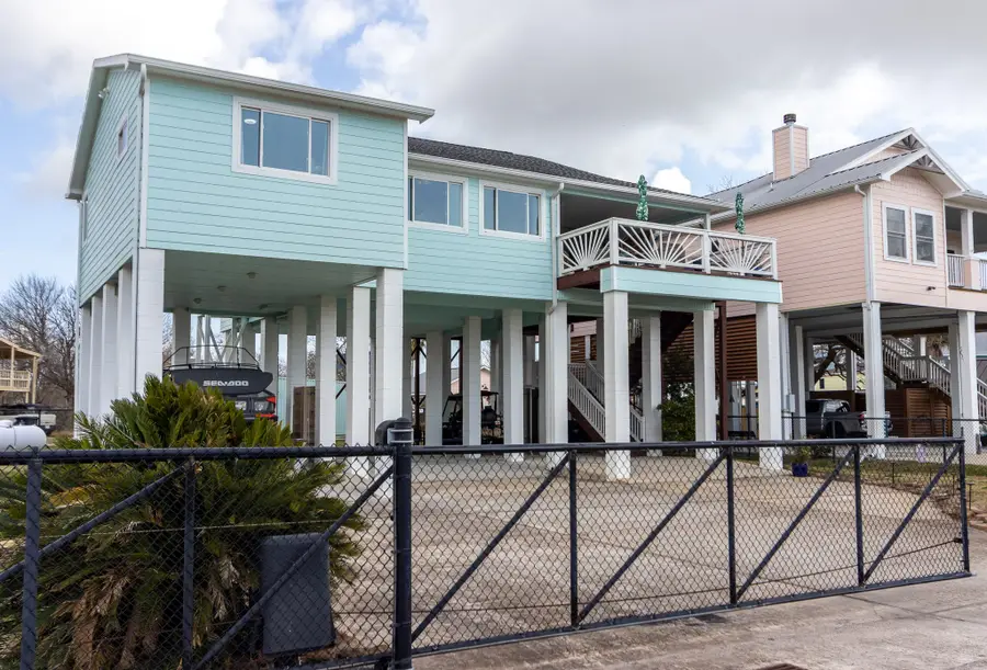 2414 Avenue P, Dickinson, TX 77539 - #3