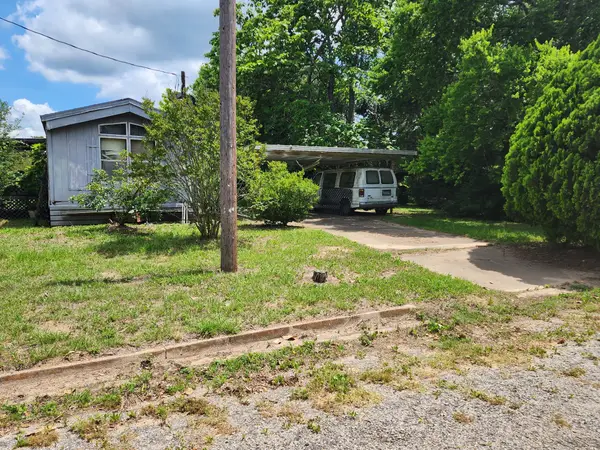 209 S Orange Street, Grapeland, TX 75844
