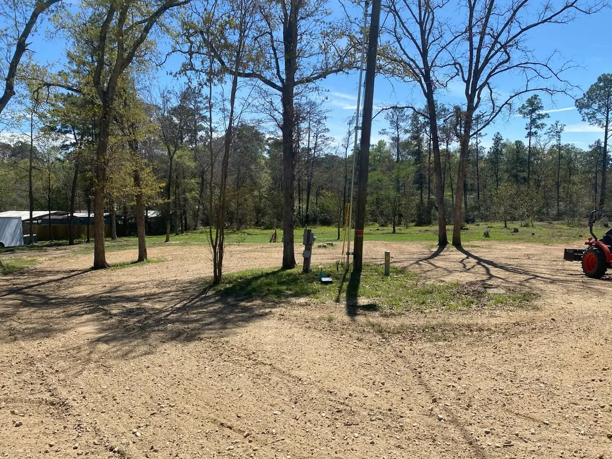 210 Mission, Onalaska, TX 77360 - Image #1