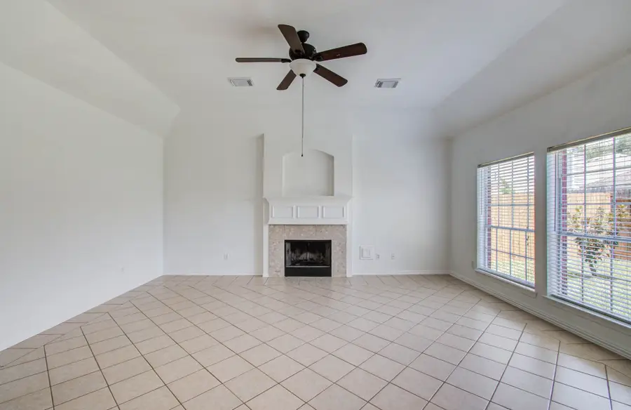 2518 Trotter Dr, Katy, TX 77493 - Image #2