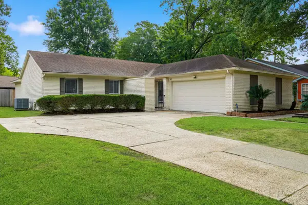 25402 Pepper Ridge Lane, Spring, TX 77373