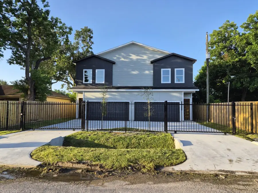 9016 Scott Street, Houston, TX 77051 - #2