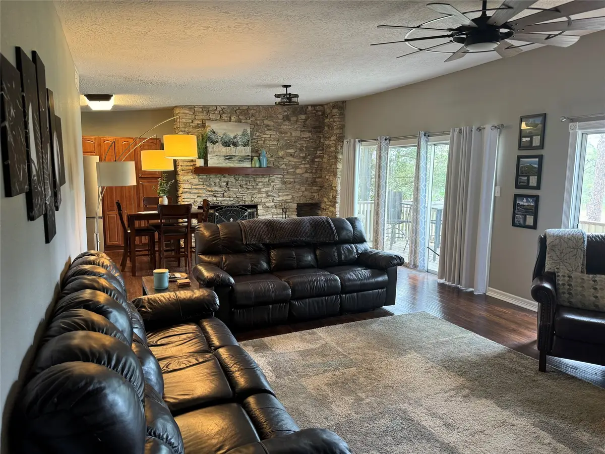 2550 Sam Rayburn Parkway #B-6, Brookeland, TX 75931 - #1