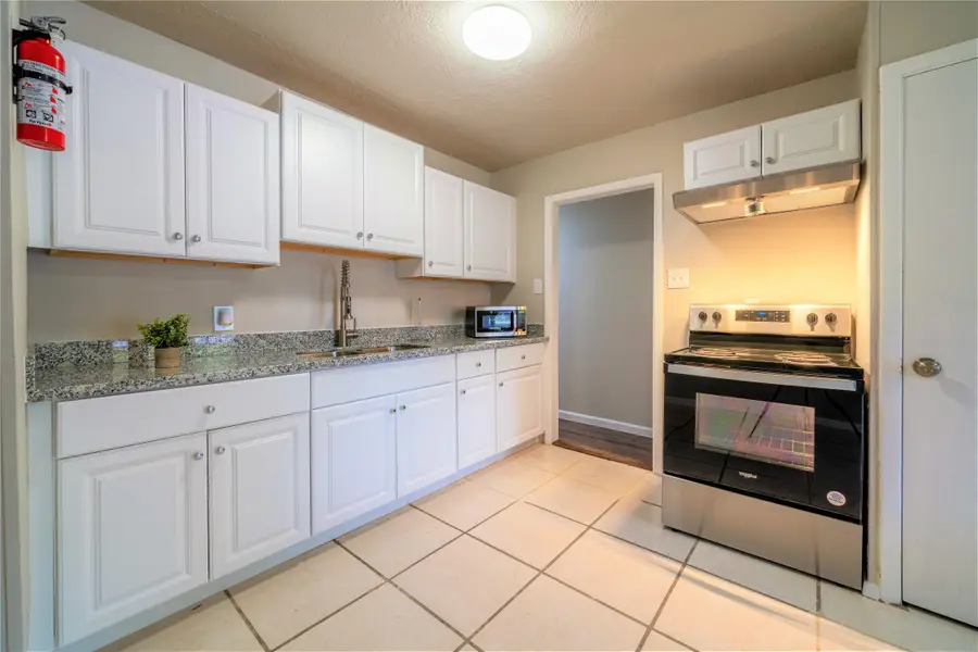 14210 Hillsboro Street, Houston, TX 77015 - #2