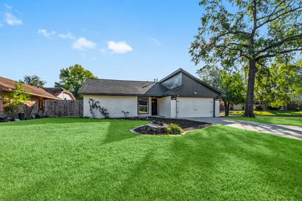 255 Taranto Lane, Houston, TX 77015