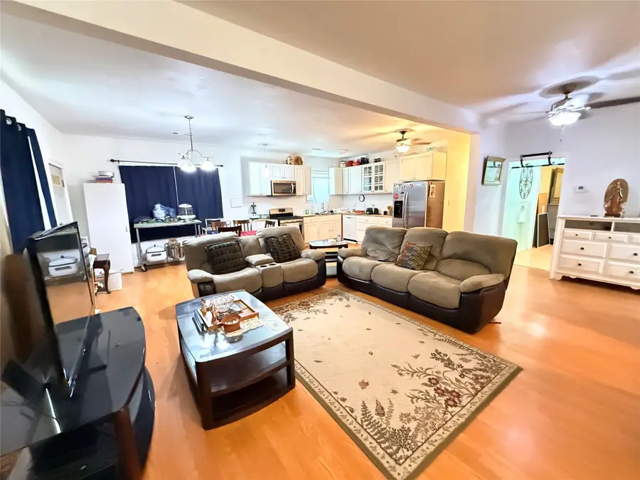 4305 Avenue N 1/2, Galveston, TX 77550 - #3