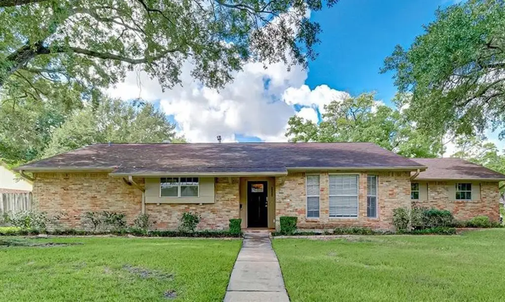 5811 Ludington Drive, Houston, TX 77035 - #1