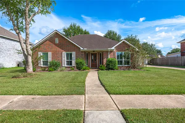 2009 Stapleton Drive, Friendswood, TX 77546