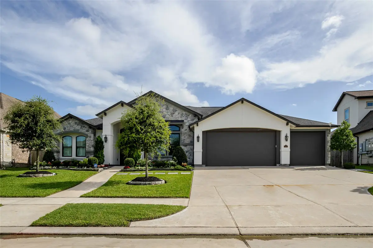 2516 Scenic Hills Drive, Friendswood, TX 77546 - #1