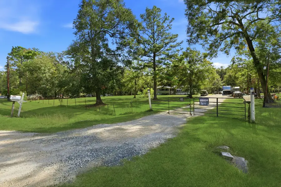 137 County Road 411, Dayton, TX 77535 - Image #3