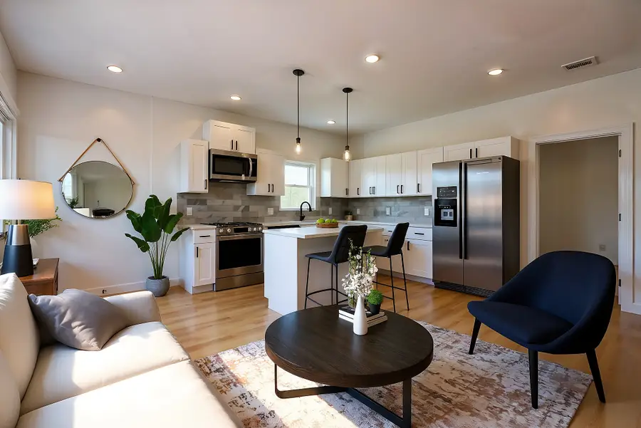 7504 Laura Koppe Rd C/d, Houston, TX 77028 - Image #2