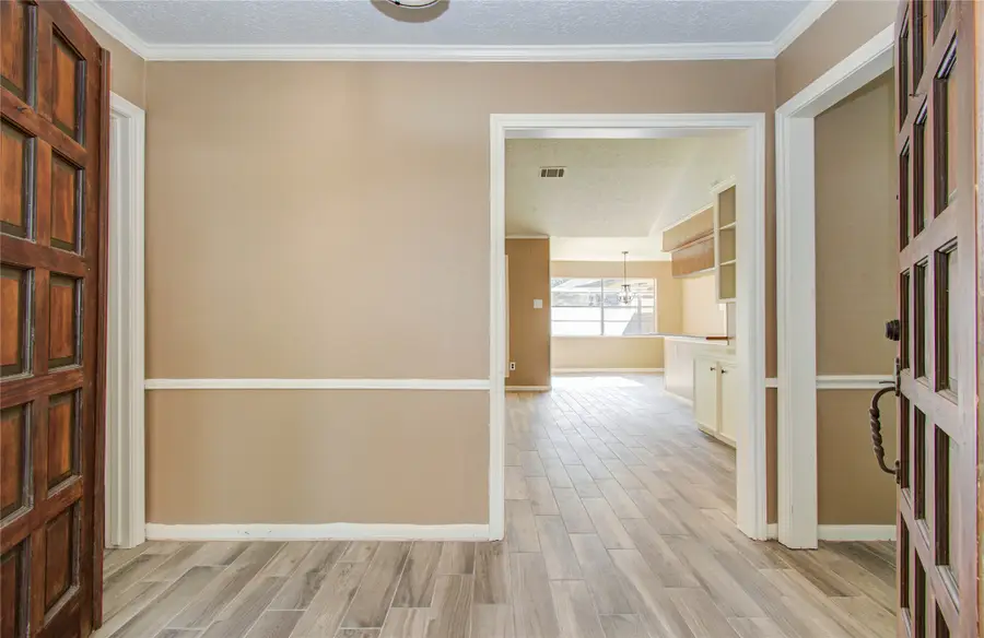 4903 Charade Drive, Houston, TX 77066 - Image #3