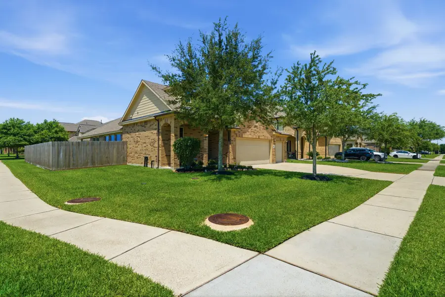 224 Harbor Bend Lane, Dickinson, TX 77539 - #2