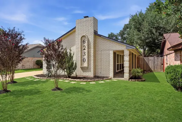 6230 Autumn Arbor Drive, Houston, TX 77092