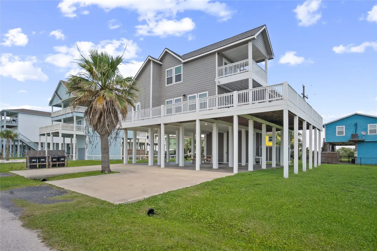 892 Melody Lane, Crystal Beach, TX 77650 - #1