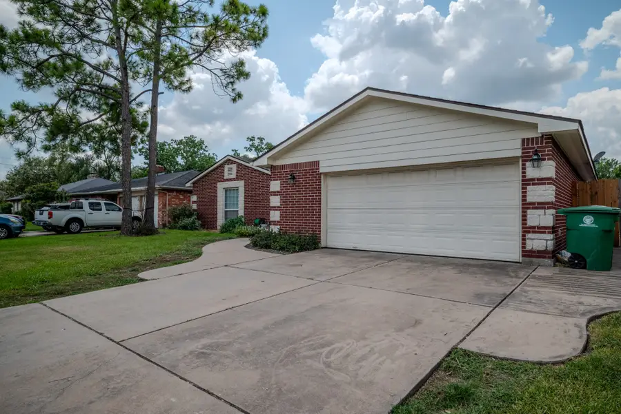 6238 Weststar Lane, Houston, TX 77072 - Image #2