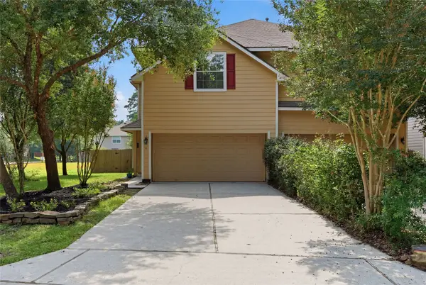 51 E Stedhill Loop, The Woodlands, TX 77384