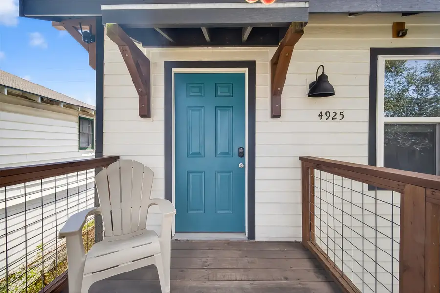 4925 Avenue N 1/2, Galveston, TX 77551 - #2