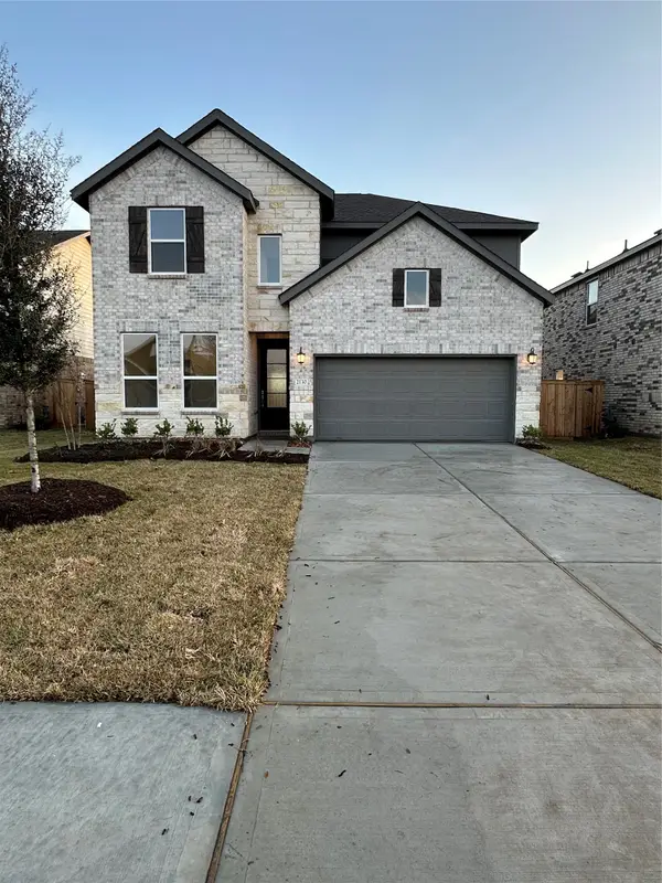 216 Yellow Rosewood Lane, New Caney, TX 77357