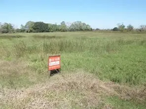 1703 Apache, Angleton, TX 77515 - Image #2