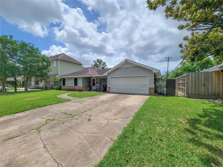 6127 Hurst Street, Houston, TX 77008 - #3
