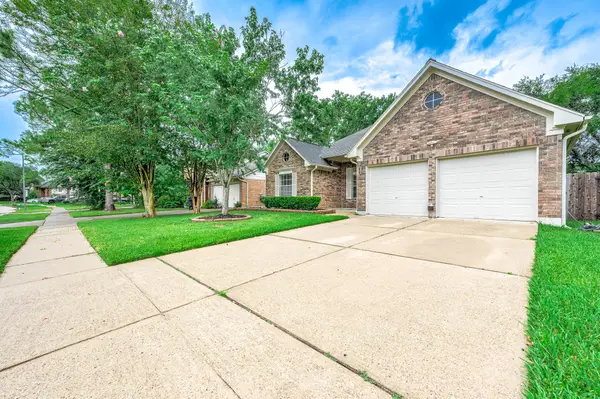 14302 Sun Harbor Drive, Houston, TX 77062