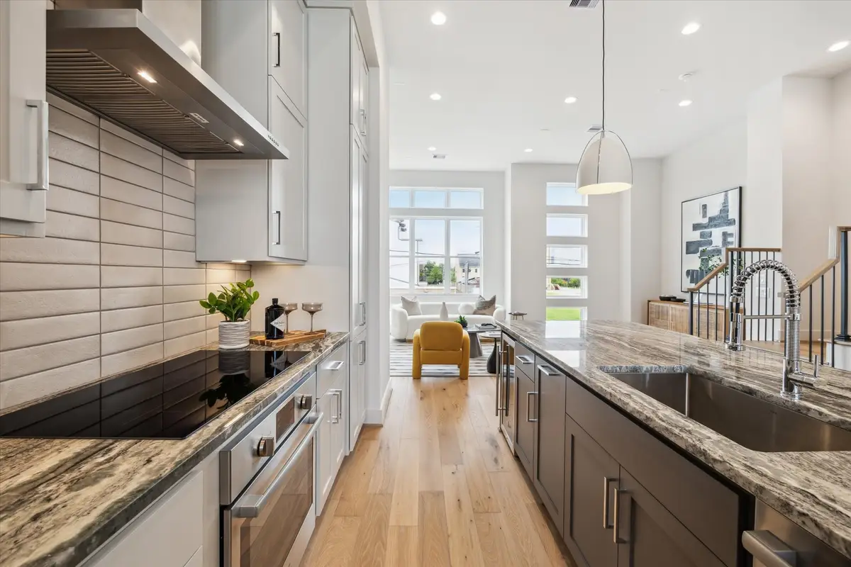 2117 Emancipation Avenue, Houston, TX 77003 - Image #1