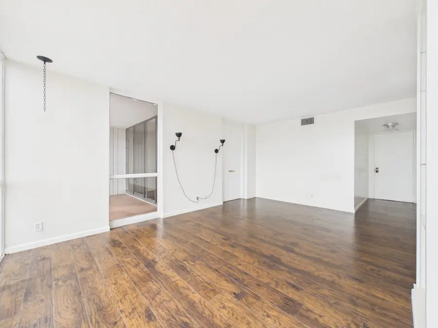 5001 Woodway Drive #1103, Houston, TX 77056 - #3