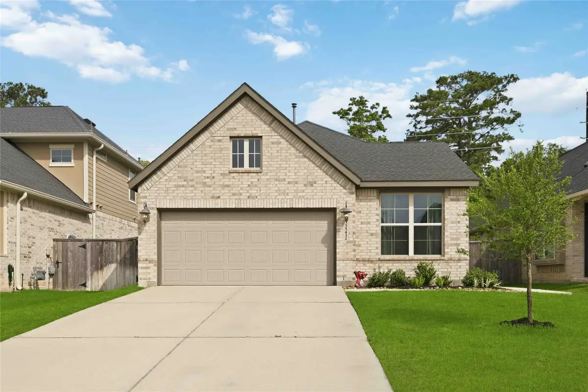 35432 Woodtrace Circle, Pinehurst, TX 77362 - #1