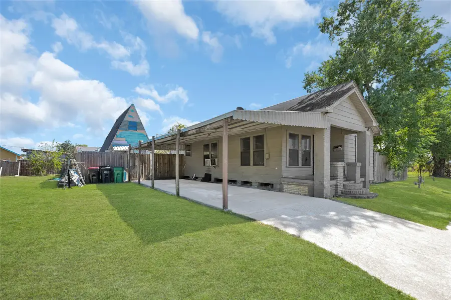 720 Yupon Street, Baytown, TX 77520 - Image #2