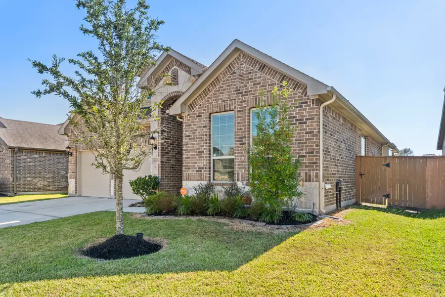 12318 Sabine Point Drive, Humble, TX 77346 - Image #2