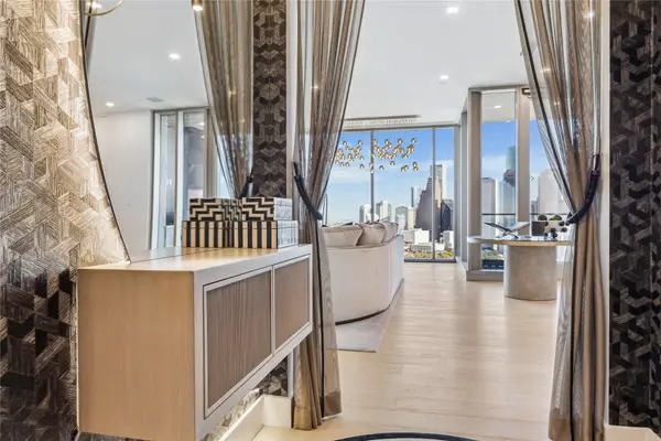 1711 Allen Parkway #2505, Houston, TX 77019