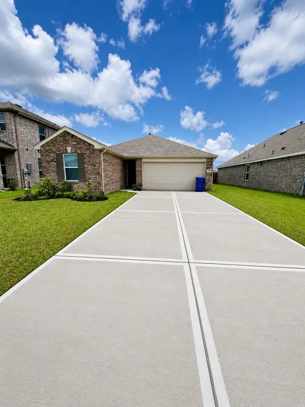 1710 Vista Luna Drive, Texas City, TX 77591