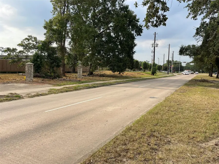 00 T C Jester Boulevard, Houston, TX 77091 - #3