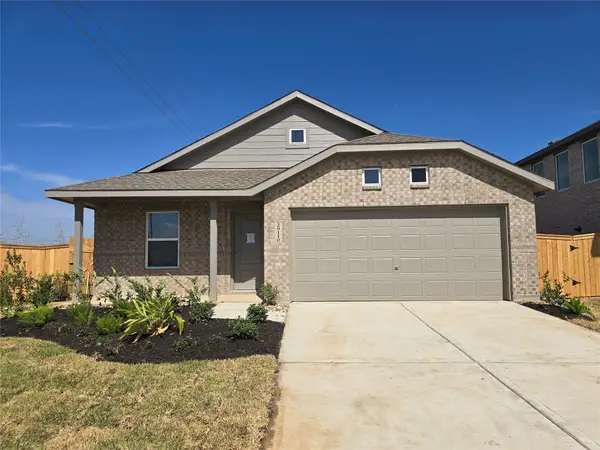 26811 Rosebay Woods Drive, Katy, TX 77493