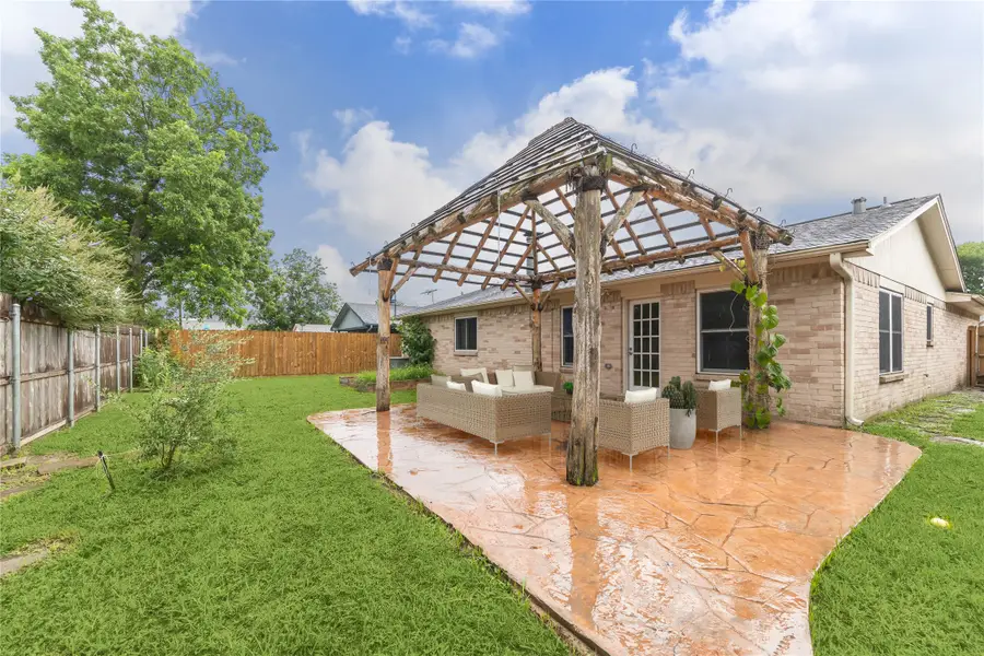 4010 Bluebonnet Trail, Deer Park, TX 77536 - Image #2