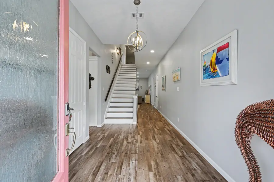 915 N Hunting Tower Run, Conroe, TX 77316 - #2