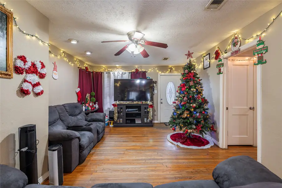 1504 Harris Avenue, Pasadena, TX 77506 - Image #3