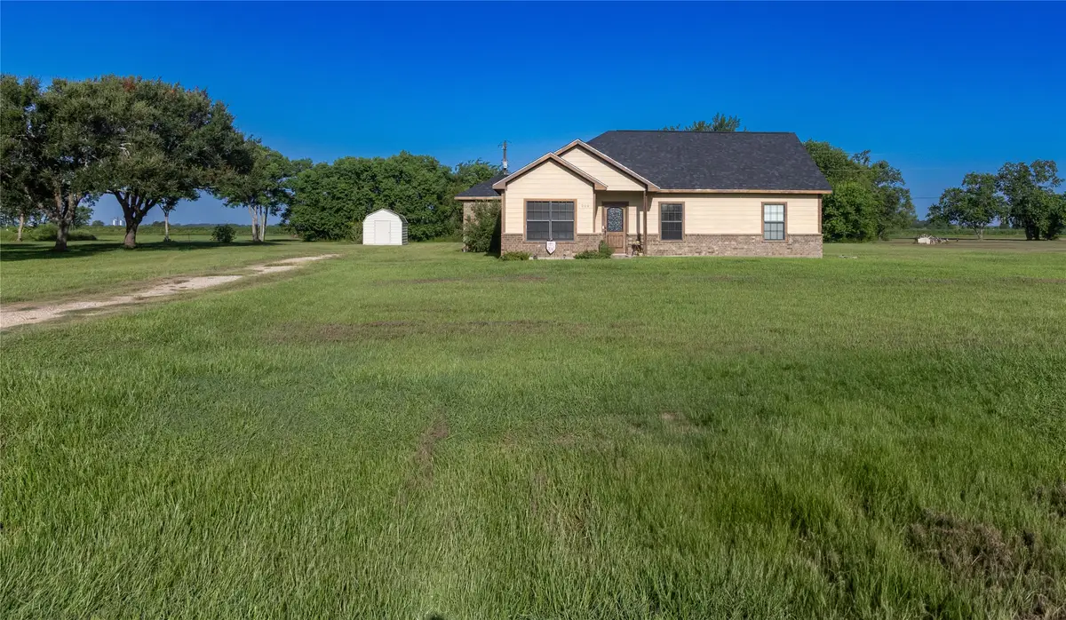 206 Whitewing Trail, El Campo, TX 77437 - #1