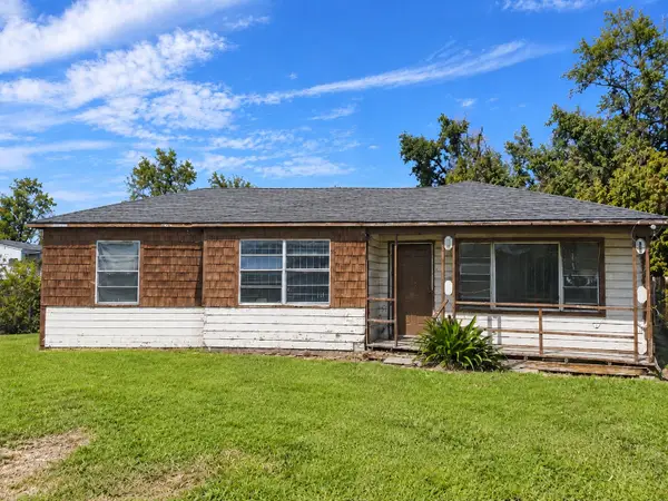 8733 Ley Road, Houston, TX 77028