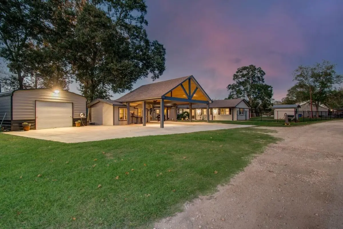 7078 Gupton Road, Brazoria, TX 77422 - Image #1