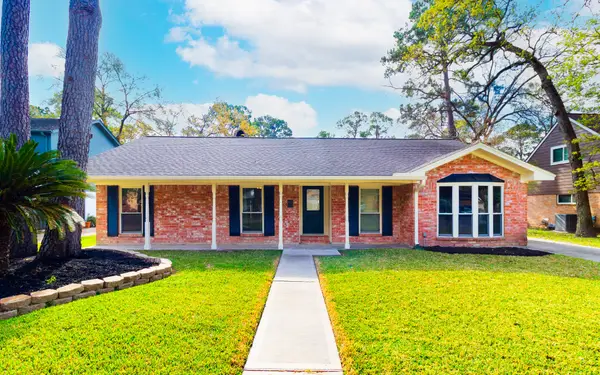 415 Enchanted Trail Drive, Spring, TX 77388